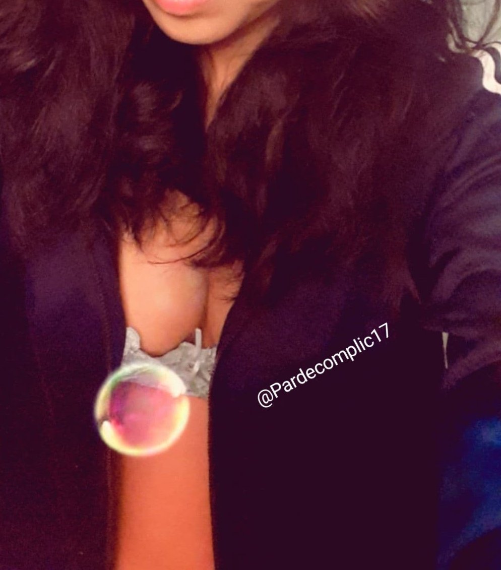 Amigos nos ayudan con un RT,comentando y su ❤️,estamos en búsqueda de alguna chica sola o con permiso que quiera salir con nosotros y posiblemente si ella así lo quiere pueda ser de planta para salir los 3 o bien solo con alguno de los dos a divertirse. 
Nuestro DM abierto.