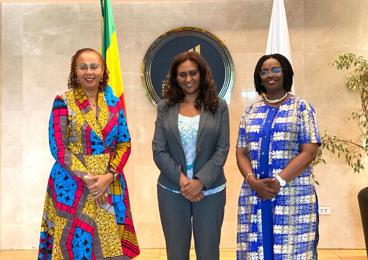 State Minister of Finance, Ethiopia, HE Semereta Sewasew with @anneshongwe & @UNAIDS Country Director Francoise Ndayishimiye on day two of the UNAIDS country visit to #Ethiopia