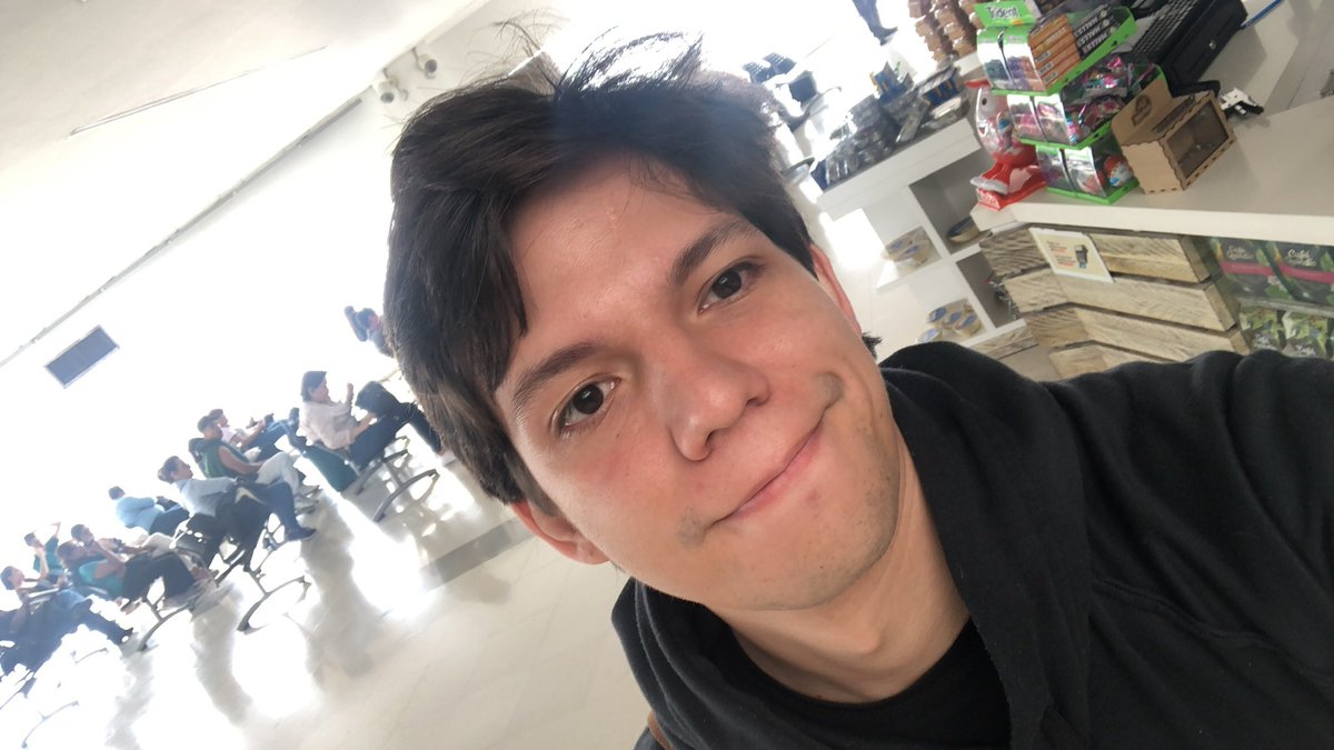 Juan Esteban Sierra (meme arc) 🥐 tweet media