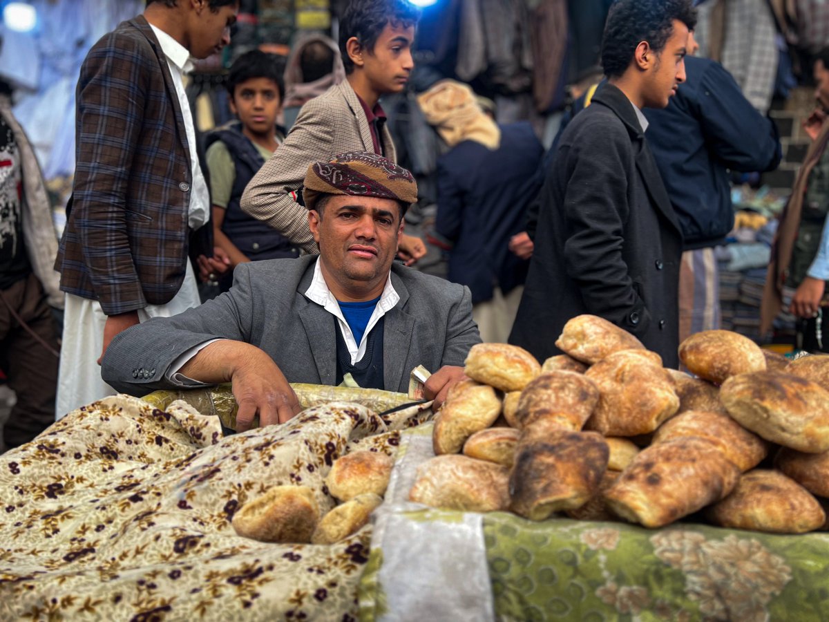 حياة الشارع في المدينة القديمة 🤳 #Yemen