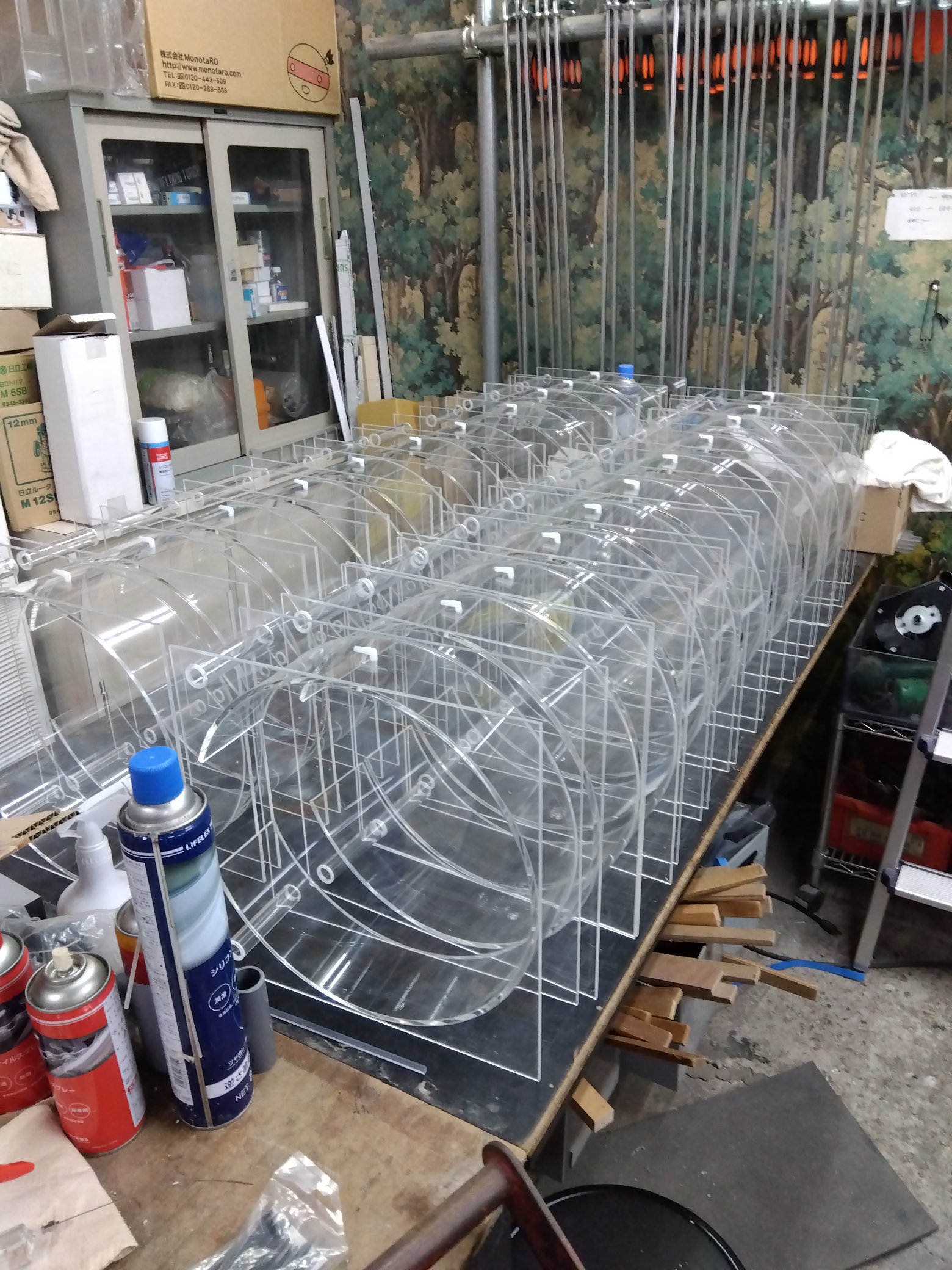 アクリル円形水槽（クラゲ水槽。クライゼル水槽） アクリル円形水槽