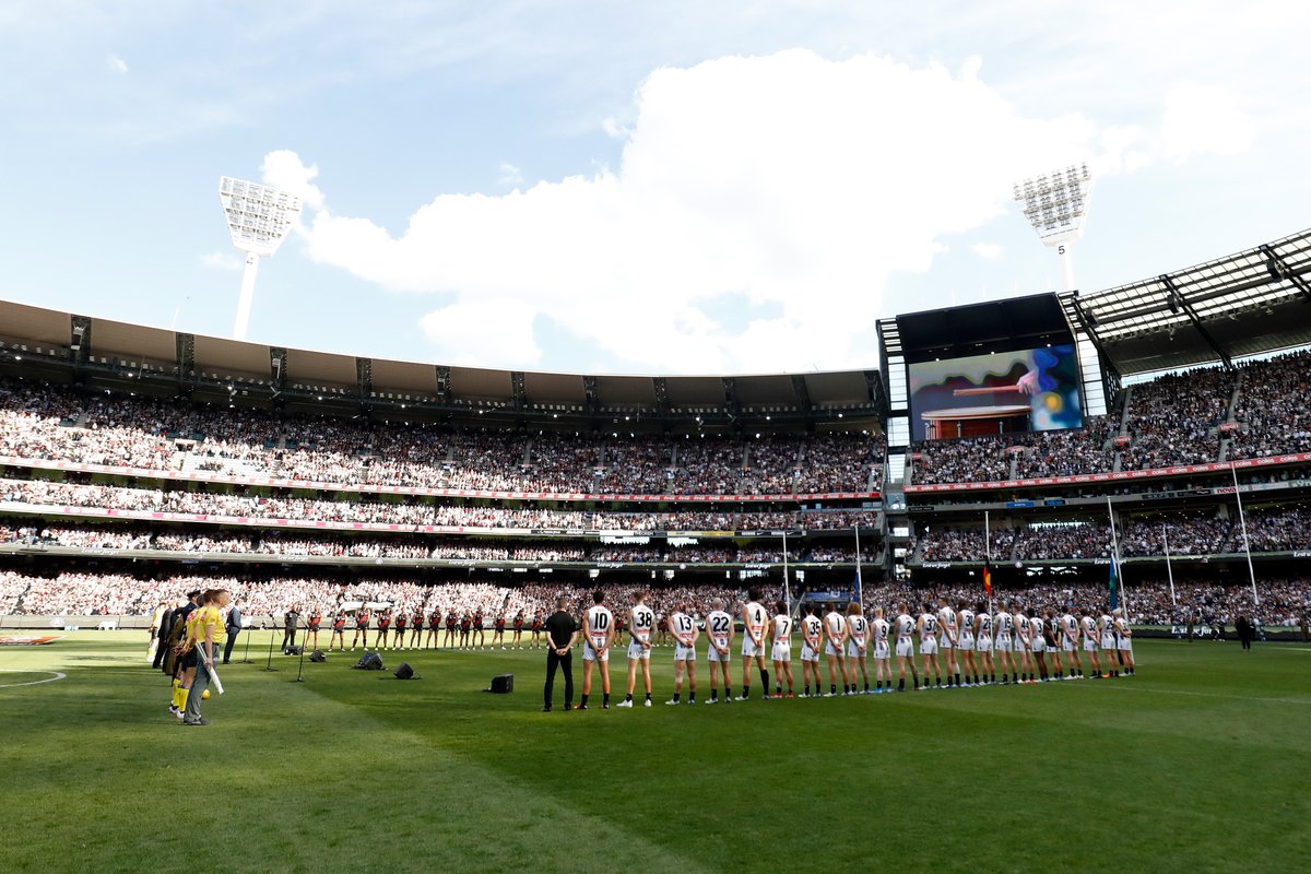 And just like that, another round of footy is upon us!

Who wins on Wednesday night? Can the Dons knock off the Pies? 

See the full preview of all 9 games HERE | sen.lu/4aNLUtE | #AFL