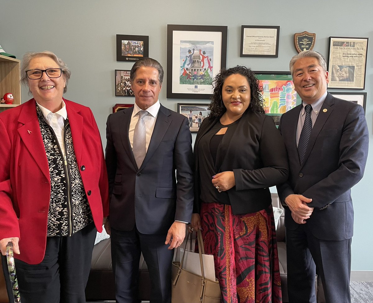 Welcome to the State Capitol @LAUSDSup Alberto Carvalho and School Board leaders @Jackie4LAkids and @RocioRivas1111! As Chair of Education Committee I’m fighting for LAUSD kids and to protect school funding