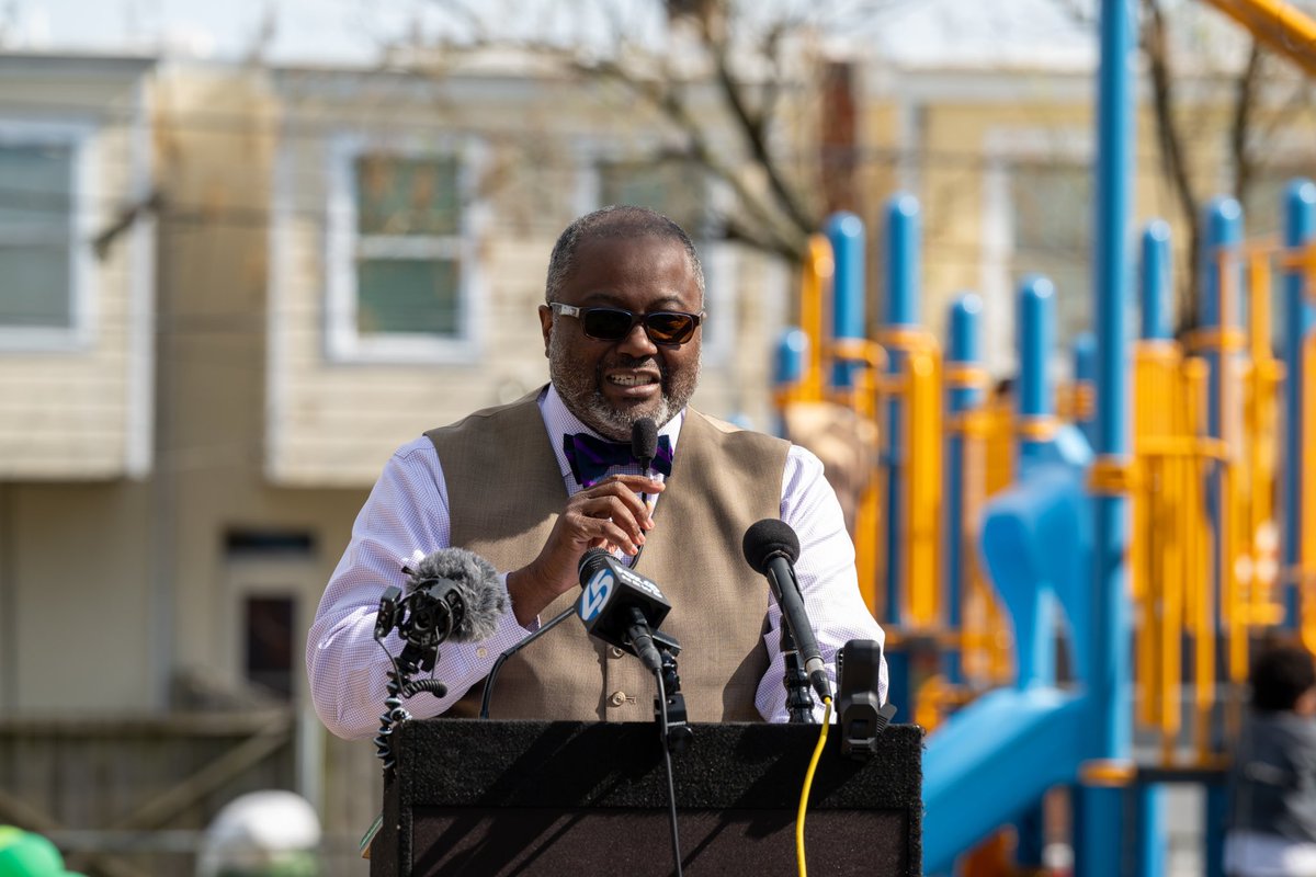 Today, we were back in my home of Park Heights to unveil a new state of the art playground and officially bestow the name this rec space has been known by for as long as I can remember: Candy Stripe Park.