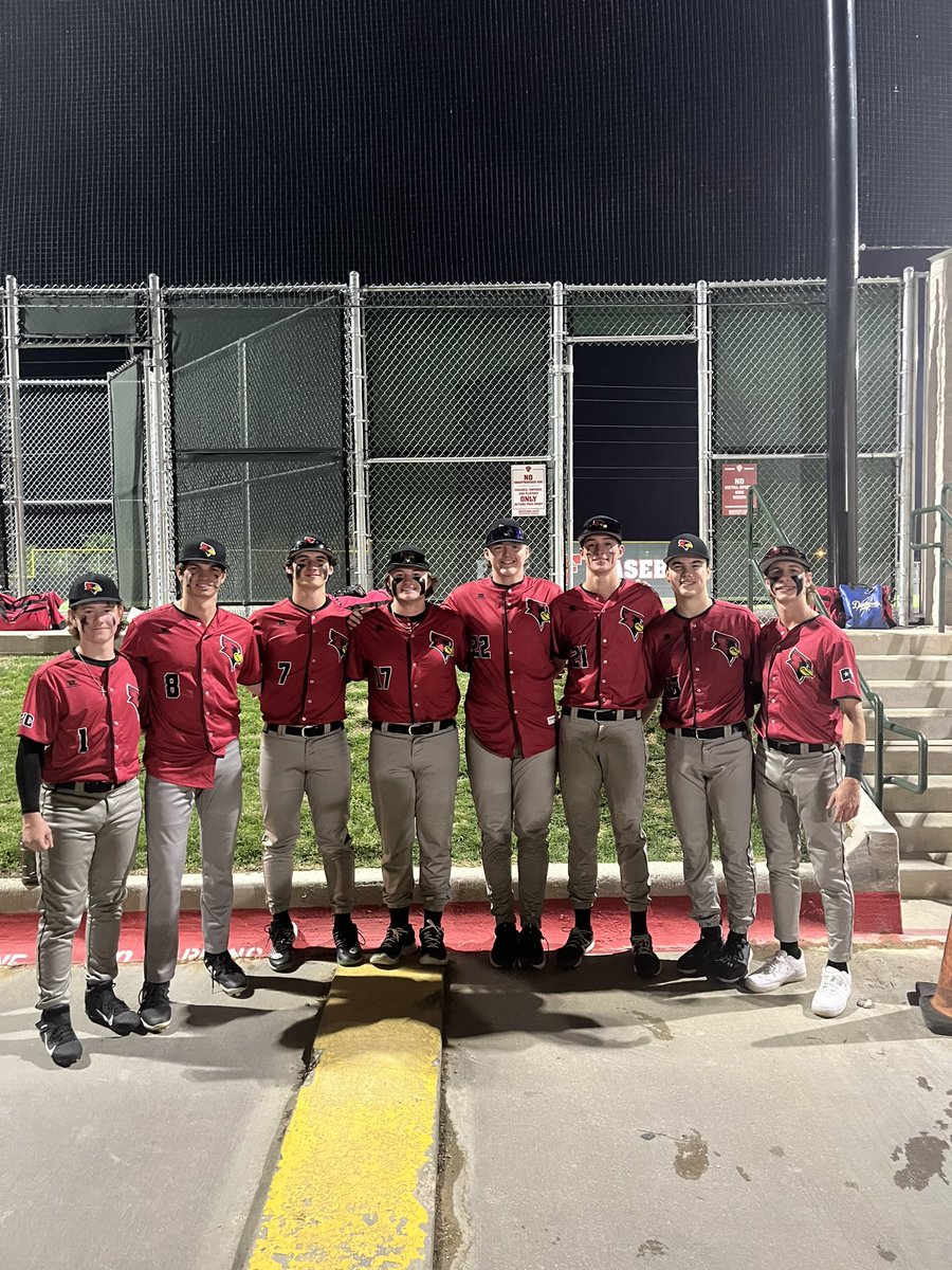 Final game for OUR seniors tonight! Congrats on a hard fought and well played season! 

#BuyIn #WTTA