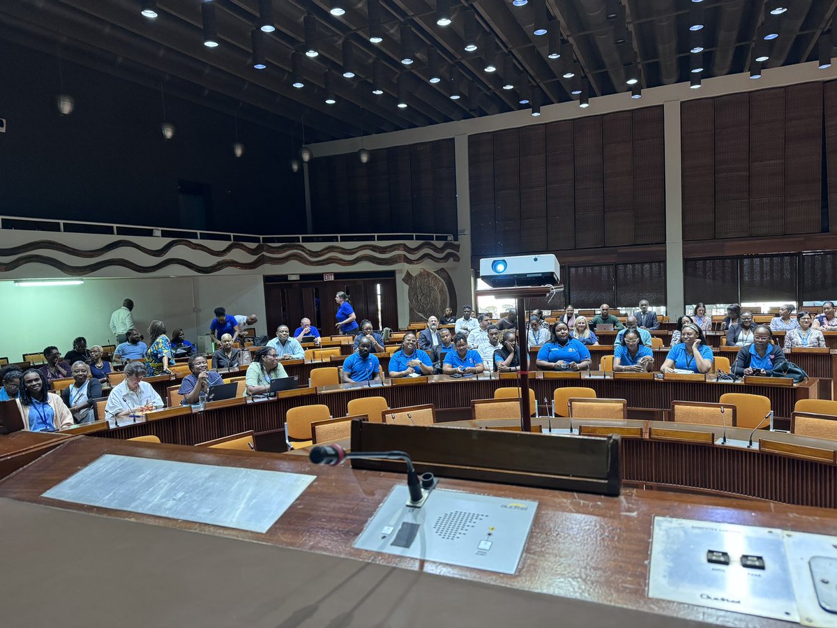 DennisZulu_'s tweet photo. Engaging town hall meet of UN Jamaica team today! Discussed crucial aspects of staff welfare & strengthening collaboration with Jamaican Govt & partners. Proud of our UN team's dedication to driving support for Jamaica's Vision 2030 & SDGs (SDGs). #TeamUN #Jamaica2030 #SDGs https://t.co/VmyGPuIcbl