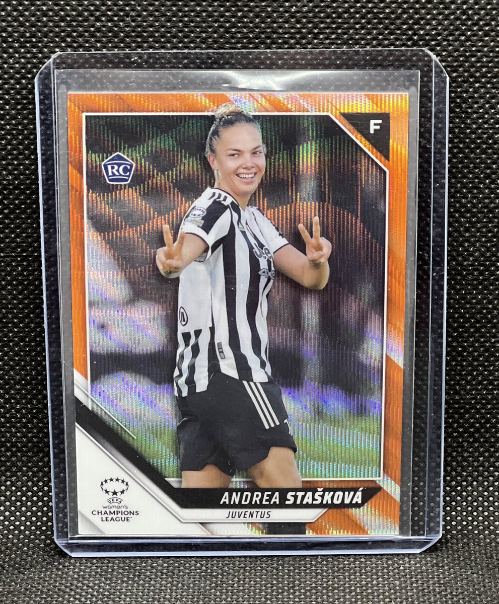#ShamrockStacks x #TSSS

Andrea Staskova 21/22 Topps Chrome UEFA Women Orange /25 - $20

Shipping Starts @:
🇺🇸: $5
🇨🇦: $16
Other: Calculated

Payment: Paypal G&S and Venmo only
Stack Minimum: $10
*Stack forfeited if min isn’t met