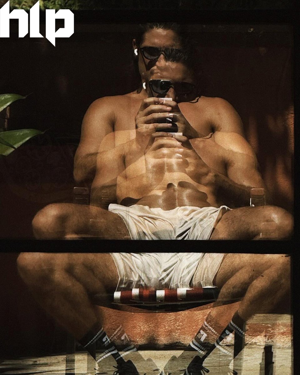 homensdelinguap's tweet photo. With you, in your feed, is the awesome Brazilian actor @danielrochaaz Daniel Rochal! 🇧🇷🔥

#danielrocha #danielrochaaz
#actor #brazilian
#photo #picture #selfie #mirrorselfie
#homensdelinguaportuguesa https://t.co/YkLmEfl61z
