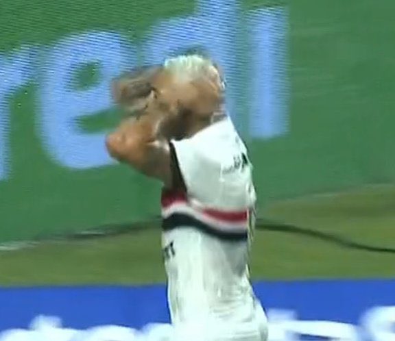 TricolorFollow's tweet photo. Olhem entre a letra A e Z e vão tomar no meio do cu de vocês. 

Ninguém aguenta mais. Coisa chata da porra!!! https://t.co/tbVWiaxvx0