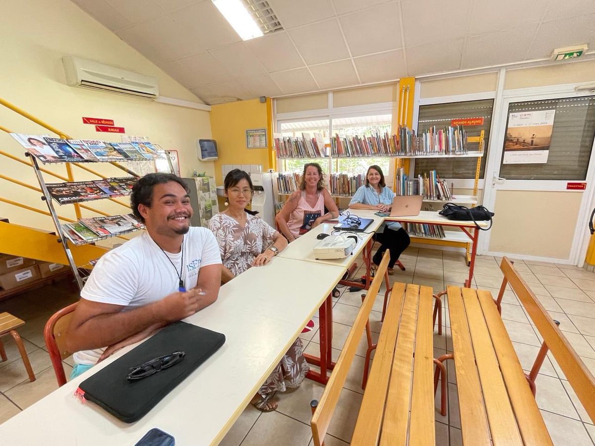 🏆Palmarès des concours #spme2024 <a href="/LeCLEMI/">CLEMI</a> @LaSpme #mediatiks
<a href="/EducationTahiti/">DGEE Polynésie</a> #profdoc #emi <a href="/TihopuTuarai/">Tuarai TIHOPU</a> 
👏🏼Félicitations à tous 

education.pf/palmares-des-c…