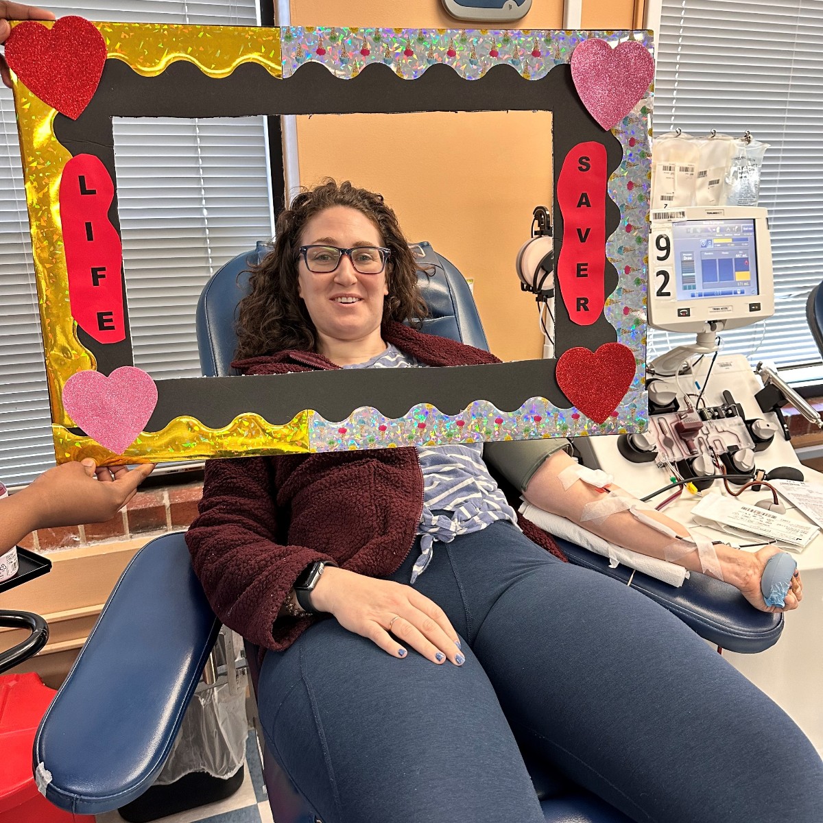 Donating blood sure makes you feel good! It's hard not to smile when you're saving lives. Thanks for donating in Lincoln Park, Sarah! Because of you, life doesn't stop. #GiveBlood and help meet the critical need: vitalant.org