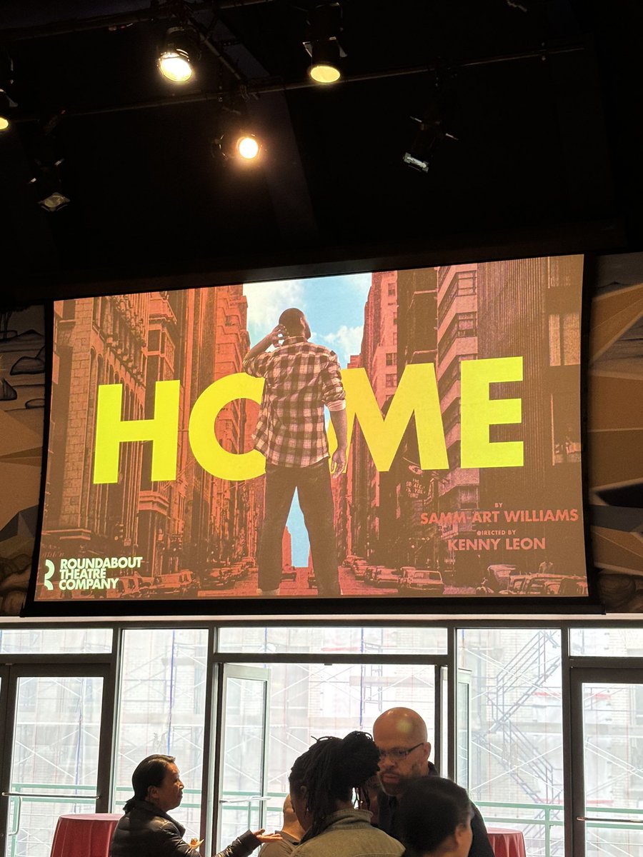 In Times Square #NYC tonight for @roundaboutnyc reception for the return of “Home” to #Broadway this May! The #KennyLeon Directed production includes a veteran star cast featuring @ToryKittles who also stars as “Dante” on #TheEqualizer @CBS See it this May! @SpotNYC