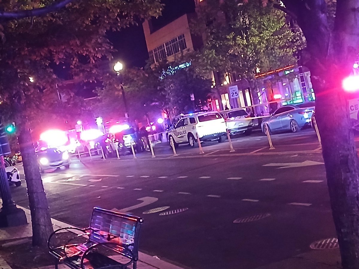 Campbell4DC's tweet photo. It's a mess here in Columbia Heights!!! Currently, a very young lady is being placed in hand cuffs!! ππΎππΎππΎ #Pray4DC @alanhenney @RealTimeNews10 @killmoenetwork https://t.co/QOU2LduTZj