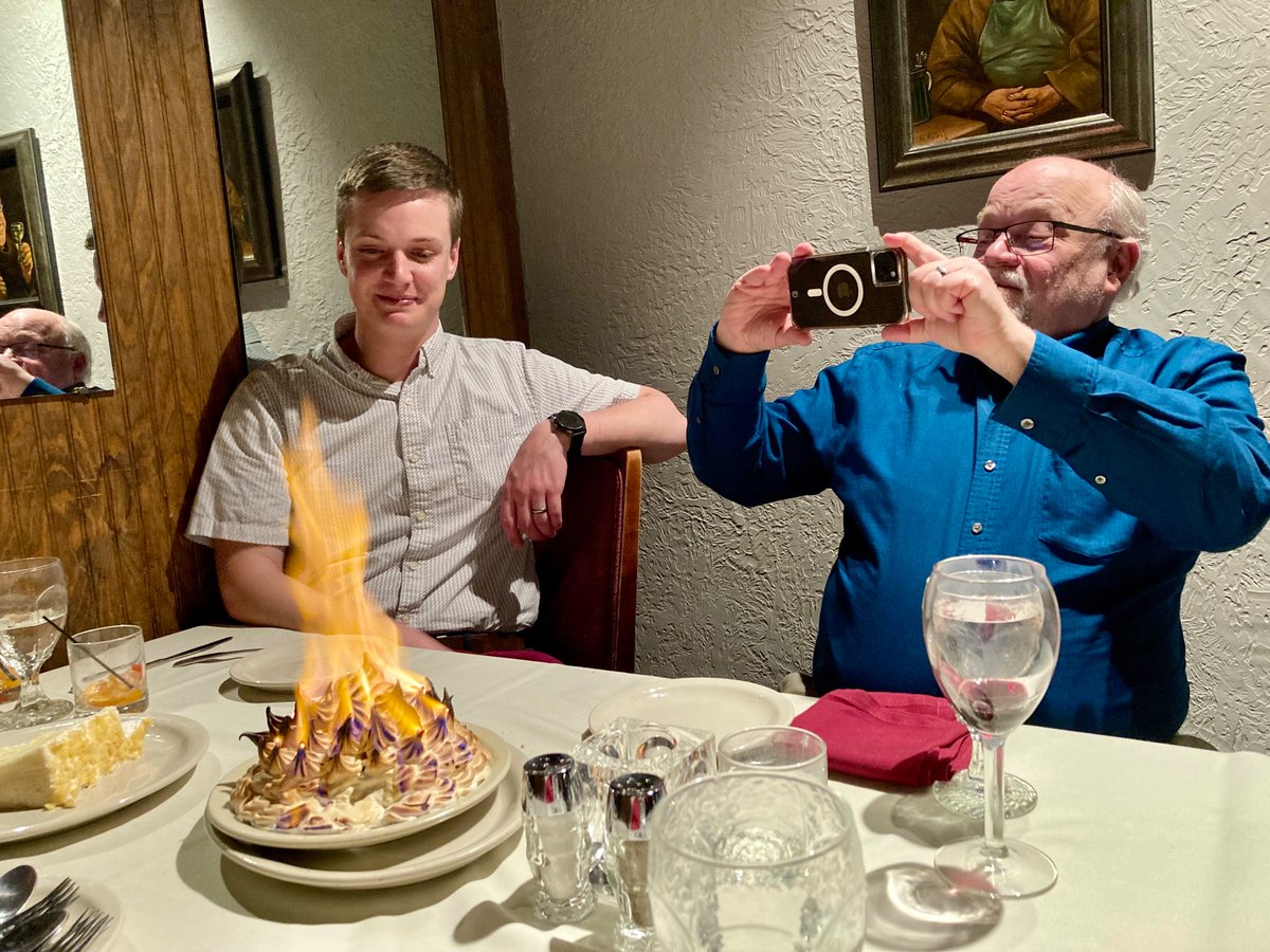 Oh my gosh such fun times hosting @HennRegionsPD in #Omaha with fellow Minnesotan @KazJNelson & stellar @unmcpsychiatry residents! Pro tip: the flaming #Alaska was a 1st time experience for all! Psyched for Scott’s Grand Rounds tomorrow! #MedTwitter #psychtwitter #endthestigma