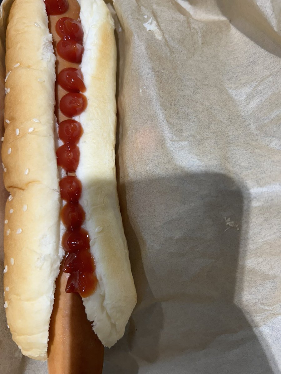 おっきぃソーセージ🌭食べ切れるかなぁ