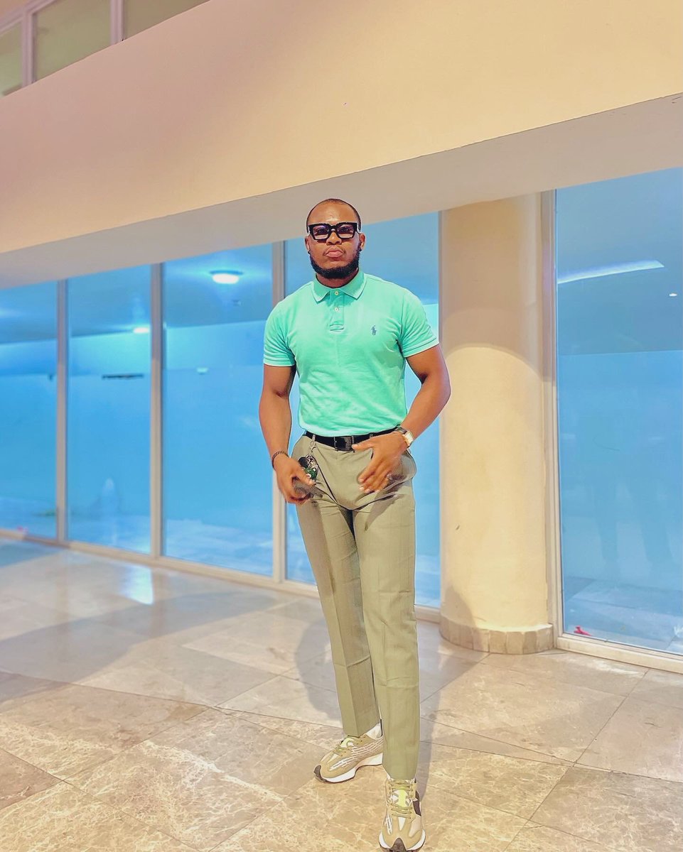 Korehday's tweet photo. Embrace the trends, embody the lifestyle, and ignite the entrepreneur within. In fashion, in life, and in business, your unique vision is the trendsetter of tomorrow. - David KATT ✊🏽💚
#mylife #DavidKATT
✨🔝🔝🌍🌏🌎🙏🏽
Coachella 2024
EFCC Chairman
Slap
V and N
10 BTC
Peter Obi https://t.co/VfC9yZXexQ