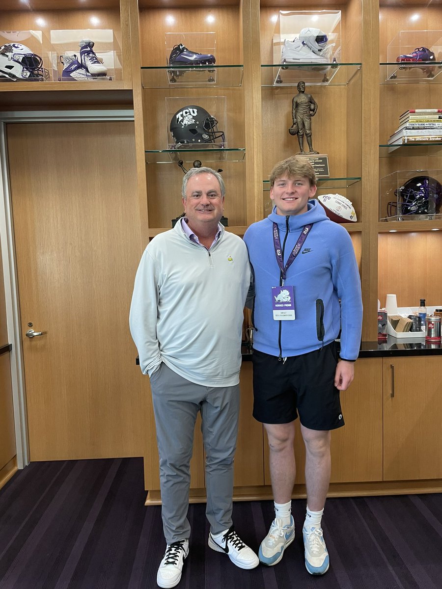 Thank you to the entire @TCUFootball staff for an amazing visit!! #gofrogs 🐸 @tthasselbeck @CoachSonnyDykes @CoachKWils @AAFrogDC @BlakeBedd @lauren_craine @LexVillarreal1