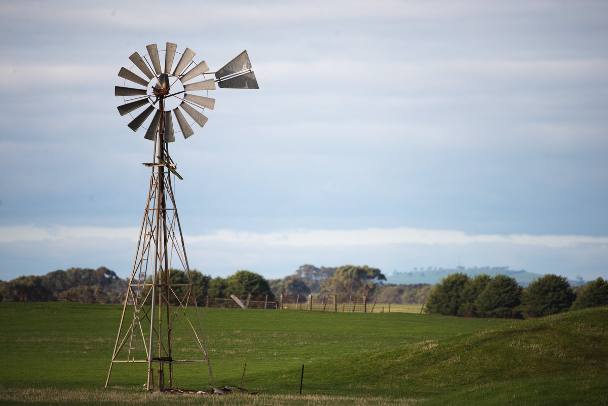 Save the date! We're excited for the 2024 @LaTrobeRHS conference: ‘Solutions-focussed Rural Health Research’, which takes place this year from 25-26 July. How can we address #ruralhealth inequities? Watch this space for registration details soon.