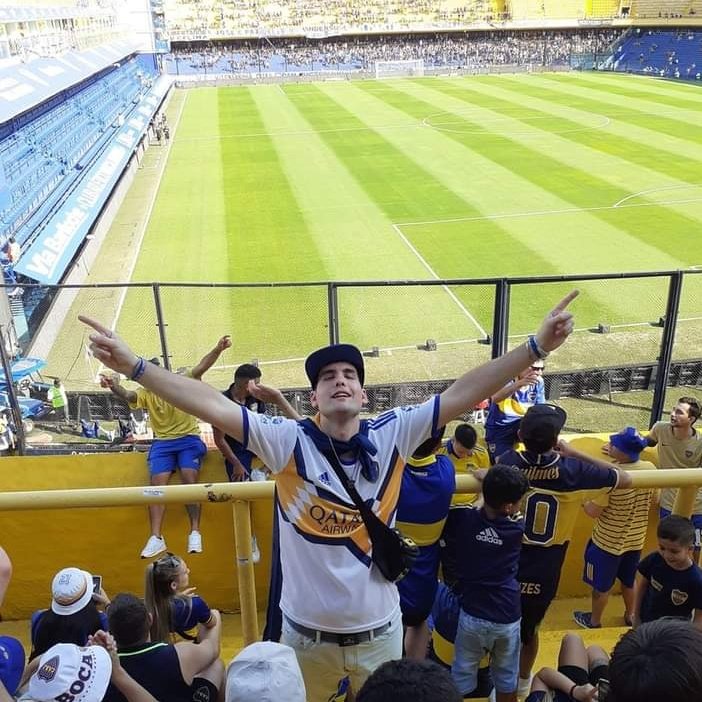 fedellonaCABJ's tweet photo. #NuevaFotoDePerfil https://t.co/uDLYEFxk4X