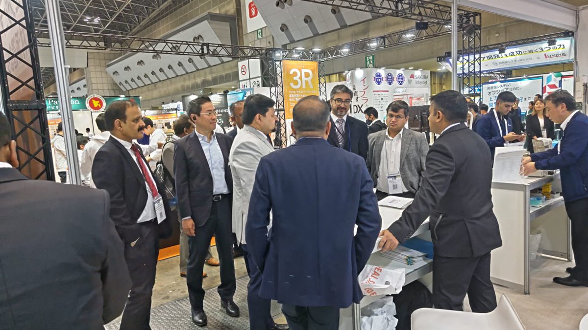IndianEmbTokyo's tweet photo. Cd'A Mr Mayank Joshi inaugurated the Indian Pavilion set up by Trade Promotion Council of India at the Japan IT Week being held at Tokyo Big Sight from 24-26 April 2024, where Indian IT companies are participating. https://t.co/2inBUOO0NR