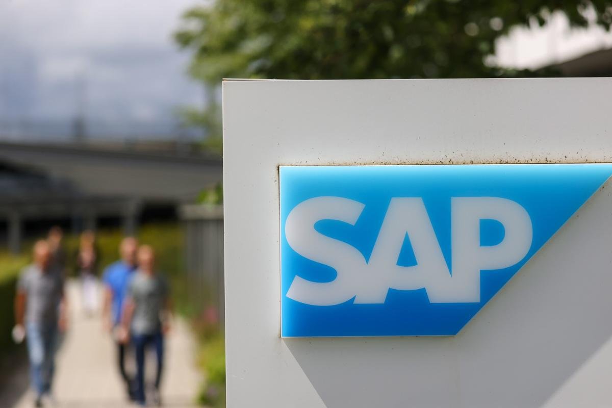 anil_marali's tweet photo. SAP Rises ๐ with Strong Record Cloud Backlog Growth!!
https://t.co/0M9NCoD6zF
#TheBestRun #SAP #Innovation @SAP