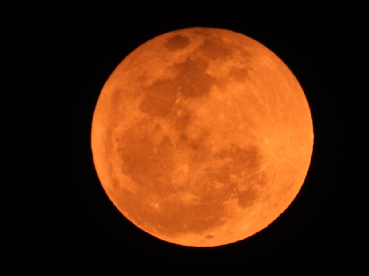 Luna llena llamada luna Rosa 🩷, 23 de abril de 2024, Ciudad de México