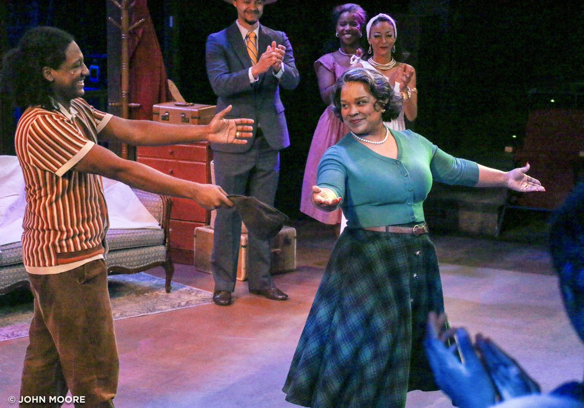 denveractorsfun's tweet photo. Thank you so much, @TownHallArtsCtr. You set an incredible example for the rest of our theater community! https://t.co/HwRUAbh4VW