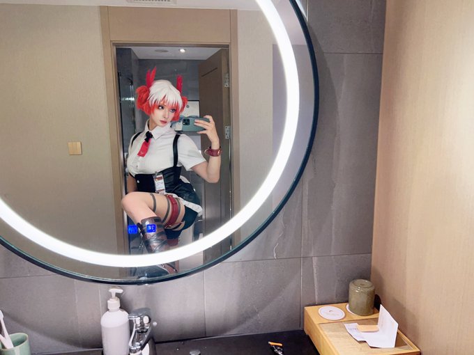 吃不听话的拉特兰小孩（ https://t.co/9BRsXvEMdB<a href="/tag/crossdress"class="tags"><span>#crossdress</span></a><a href="/tag/%E7%94%B7%E3%81%AE%E5%A8%98"class="tags"><span>#男の娘</span></a><a href="/tag/%E4%BC%AA%E5%A8%98"class="tags"><span>#伪娘</span></a><a href="/tag/%E5%A5%B3%E8%A3%85%E7%94%B7%E5%AD%90"class="tags"><span>#女装男子</span></a>