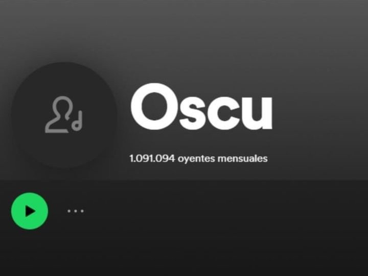 alguien sabe que pasó con oscu? de la nada como que desapareció de todos lados y no se lo vio más hace unos días, no estuve mucho al tanto, alguien sabe si se tomó un tiempo de las redes o qué?