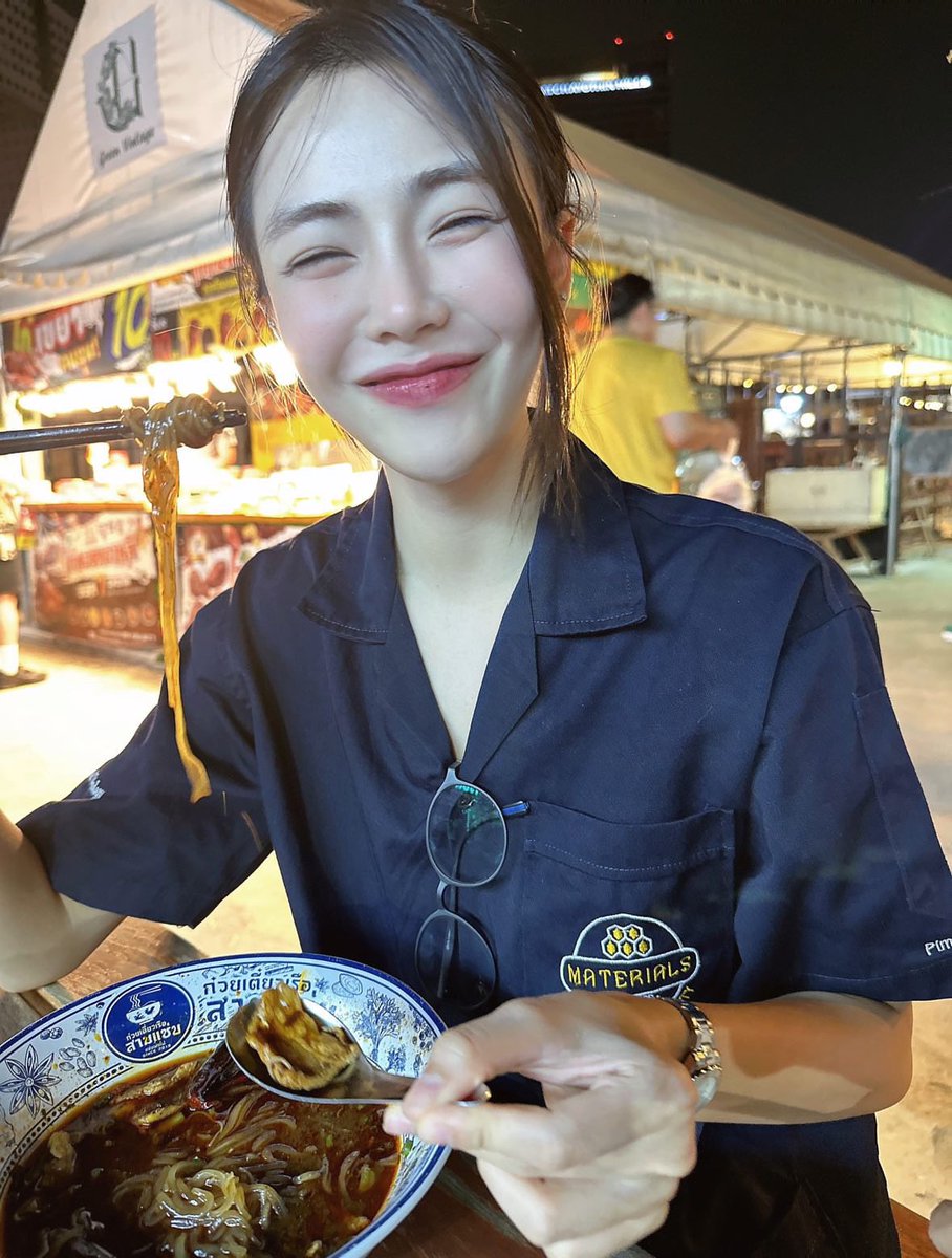 mailex1875's tweet photo. น่ารักมาก ใจสั่น ชอบเตี๋ยวเหมือนกันเลย #22xpim https://t.co/3KiA8Bvd6I