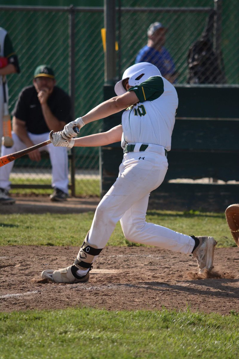 Hit a double.

#gameday
#baseballprospect
#highschoolsports
#highschoolprospect
#highschoolbaseball
#baseballlife
#swingbatter
#baseballseason 
#highschoolathlete
#infielder
#utilityplayer