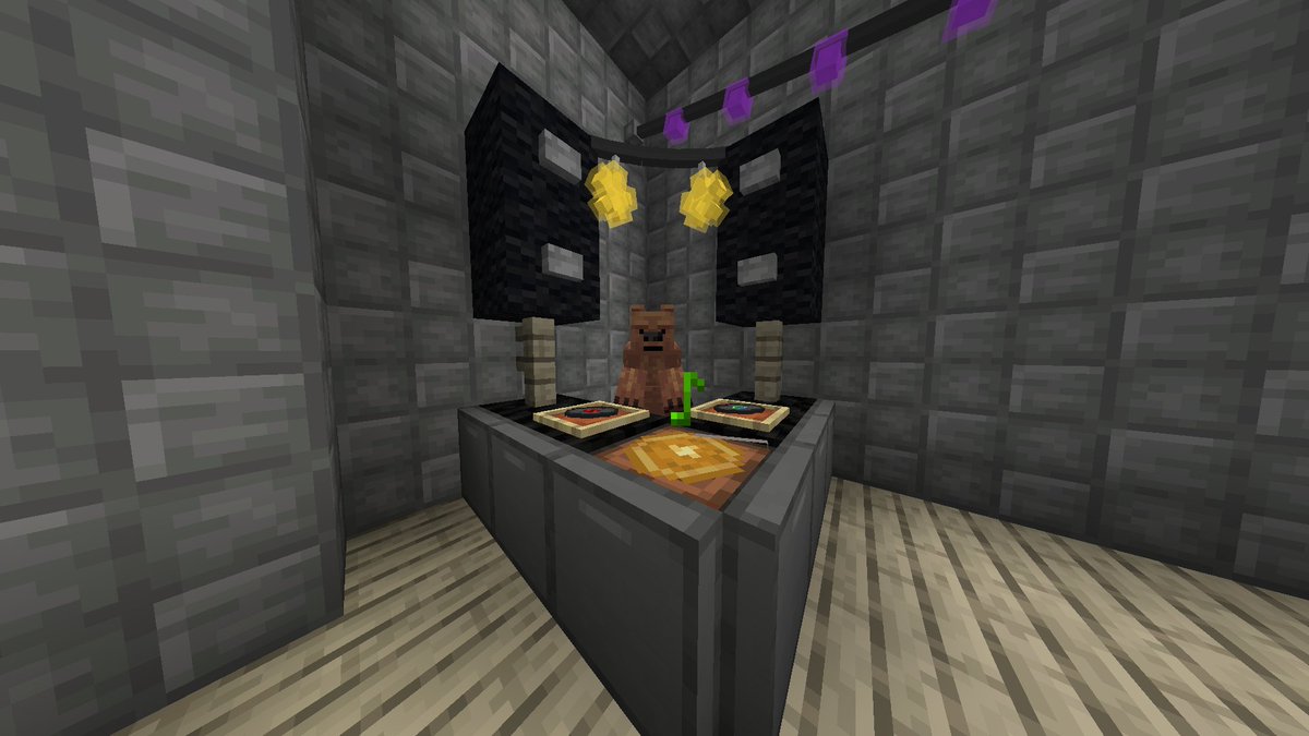 made a DJ booth for my bear on SaysSquad SMP :) his name is DJ Ungelskog