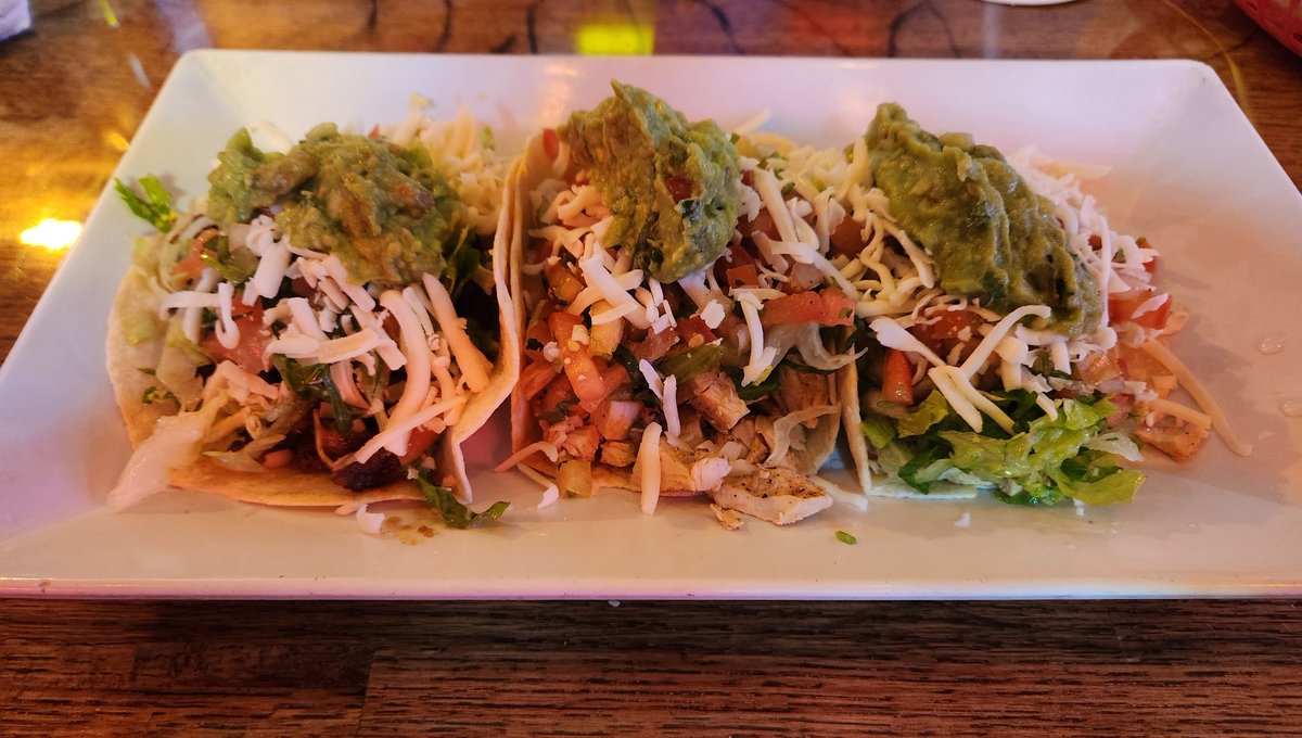 Taco Tuesday at Taco Shore on 2nd Street in Belmont Shore in Long Beach. Great Taco spot! Let's see how long new Long Beach State head coach Chris Acker will take to find this spot