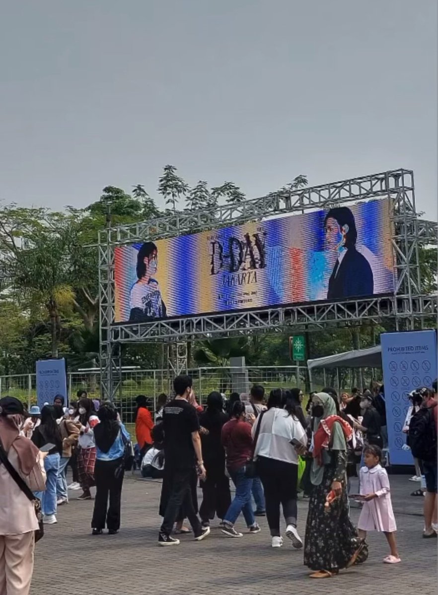 titarosieta's tweet photo. D-Day setahun lalu ga berasa yaa waktu tuh cepat bgt berlalu https://t.co/DxbMu2zWdJ