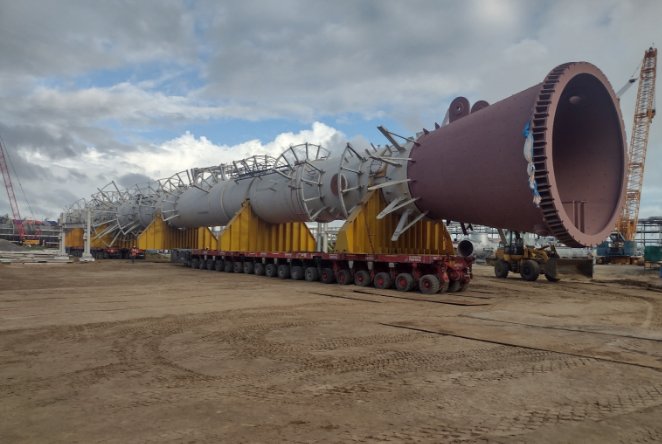#ProjectSpotlight @EXG_Logistics, India Moves 1160 Ton 74-Meter-Long Reactor and More in Massive Refinery Project

Find more details: wcaprojects.com/CaseStudies/De…

#WCAprojects #cargo #heavyequipment #container #heavyhaul #projectcargo