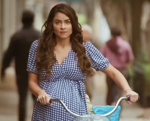 MundoClauHN's tweet photo. Emocionada del estreno de ayer, y conocer a Paz ✨️ #ElAmorNoTieneReceta @claudia3martin https://t.co/jzolcbnHSP