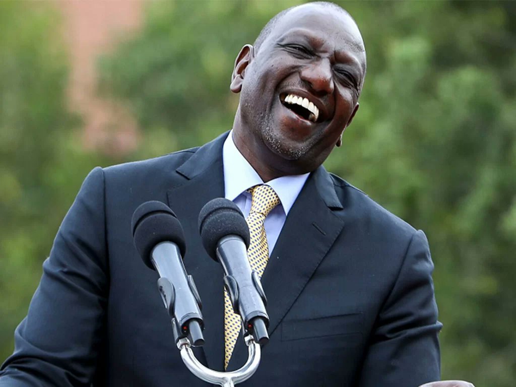 Get this: If President William Ruto appoints Chief Administrative Secretaries (CASs), they're set to roll in a staggering Ksh.780,000 gross salary! SRC's evaluation puts a cap on CAS salaries at Ksh.780,000, a tad higher than the Ksh.710,000 monthly pocket change for MPs. But…