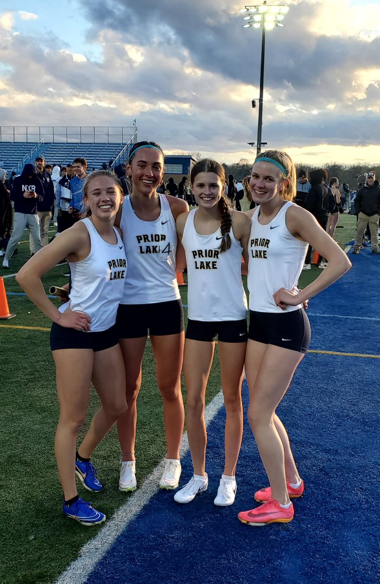 Shout out to our 4x400relay, placing 1st at the Lane/Rogness Invitational and posting a new MN#1 time of 3:56.62 ‼️👀💪

Addy White 
Belle Reinders 
Delaney Holz 
Layla Vennink