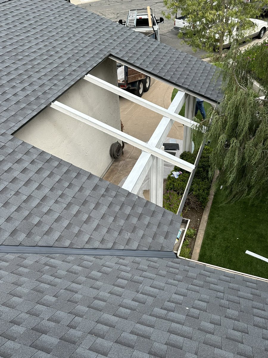 The team just wrapped up another @gafroofing Golden Pledge Warranty #coolroof in #ranchopenasquitos #macroofing #gafmasterelite #roofing #sandiego #sandiegoroofing