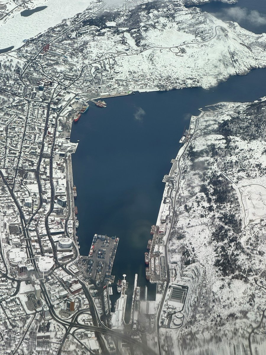 Check out this amazing photo of St. John’s Harbour, sent to us by @PALPilots @WandaYYT. What a great shot!