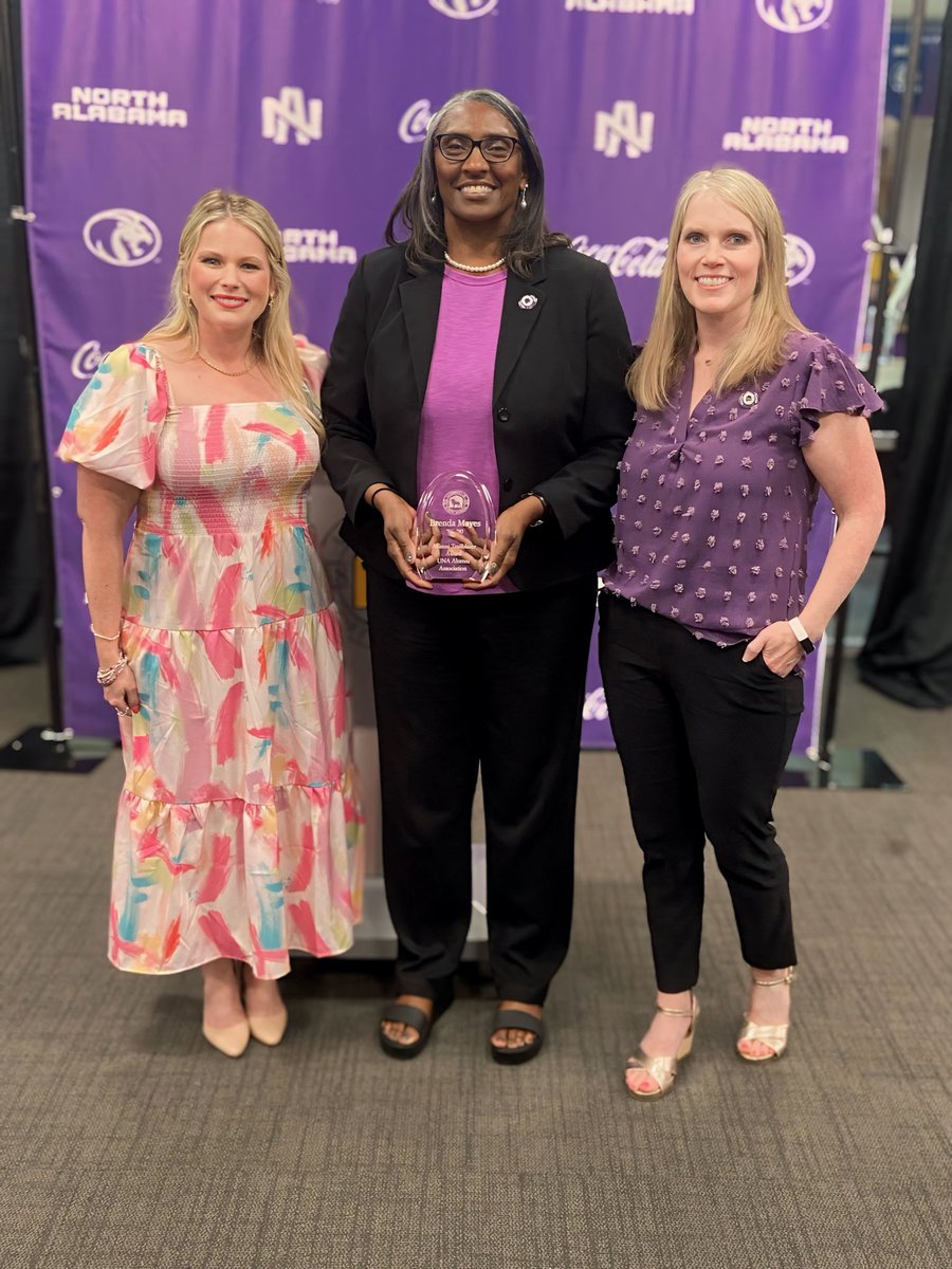 Join alumni and friends in welcoming back to her alma
mater Alumna and @UNAAthletics HOF Inductee Brenda Mayes who was the guest speaker for the 3rd Annual Elite Speaker Series. 

Brenda received the 2024 Alumni Trailblazer award by the UNA Alumni Association. 

#AlumniSpotlight