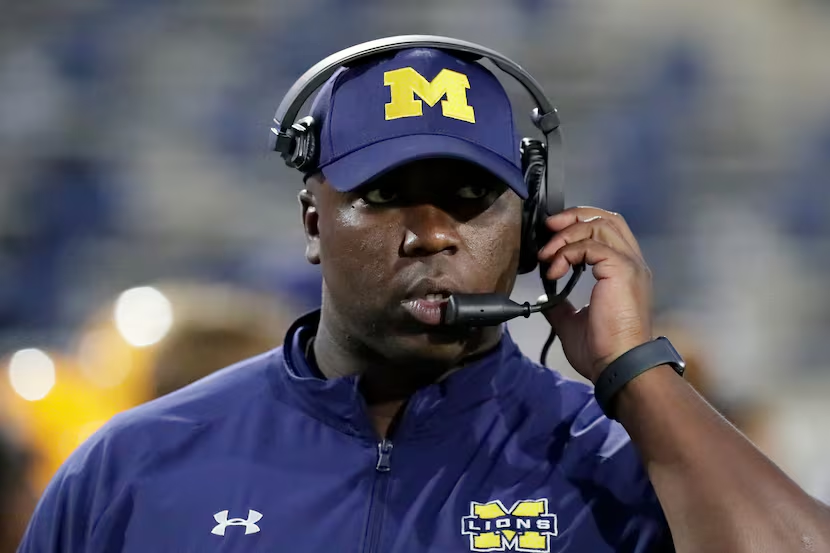 Former McKinney coach Marcus Shavers is named football coach at North Forney 🏈📋 Shavers led McKinney to a 9-3 season in 2023, its most wins since 1993. Read more: dallasnews.com/high-school-sp…