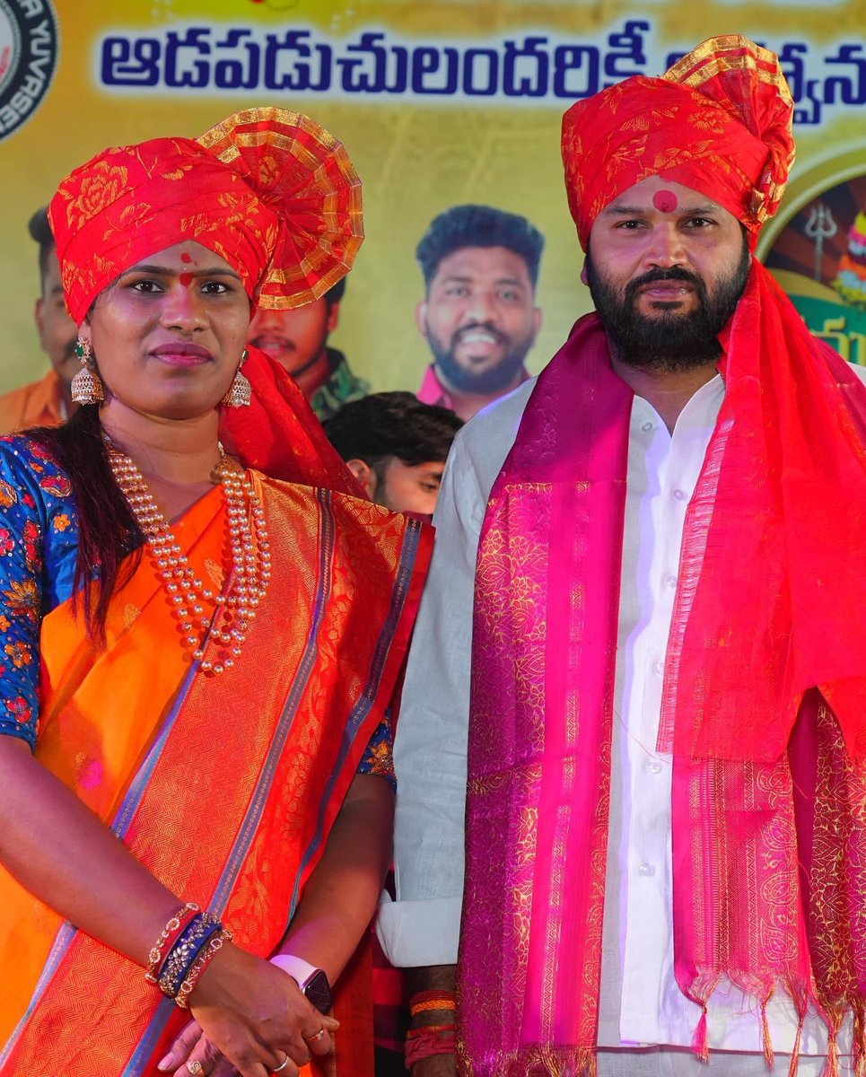 sama_swapna's tweet photo. Wishing you a many more happy returns of the day @samasunderredd1 🎂🍰💐❤️❤️❤️ https://t.co/X3VwWzjiw2