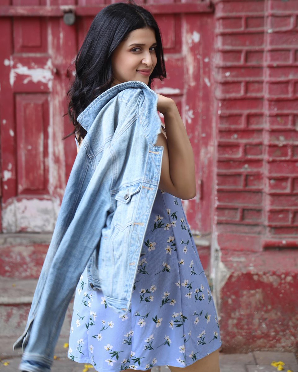 Mannarafans's tweet photo. My Cutie Girl 😍 @memannara 😚
#MannaraChopra #Mannarians #Mannara https://t.co/hjUeRLOxsF
