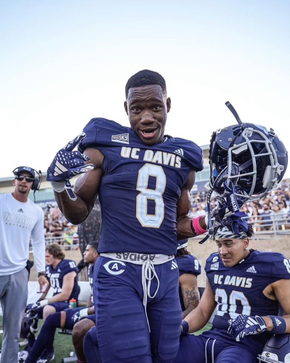 After an amazing conversation with @ColinLockett15 I am blessed and thankful to receive an offer from the University of California, Davis. Thank you to my family, coaches, and brothers for always supporting me throughout my journey. AGTG! #GoAgs @COHSFootball @UCDfootball