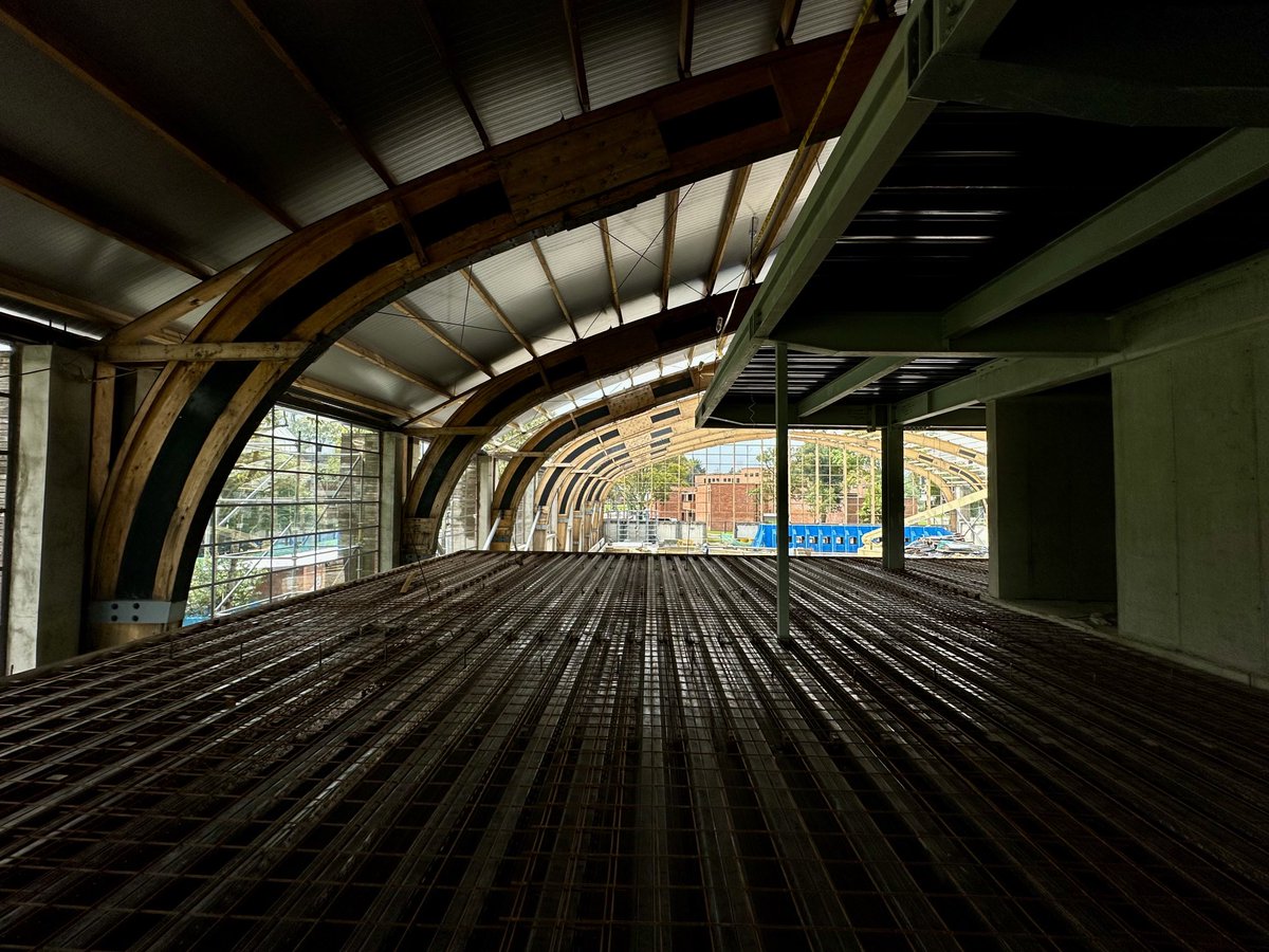 arqclaudiarueda's tweet photo. El bello edificio de la facultad de ingeniería Laboratorio de ensayos Hidráulicos LEH- UNAL sede Bogotá….avanza en su recuperación integral!!!! Reporte 23.04.24 https://t.co/ySOp3HWKAk