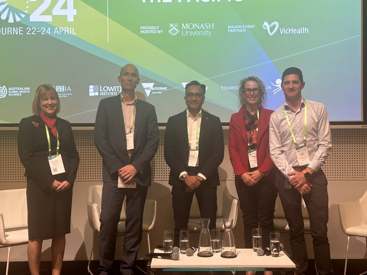 Terrific discussion about workplace mental health at #whsmelbourne2024 moderated by Pro @smwrajaratnam, who says we must elevate our efforts to create and promote mentally safe and healthy workplaces.