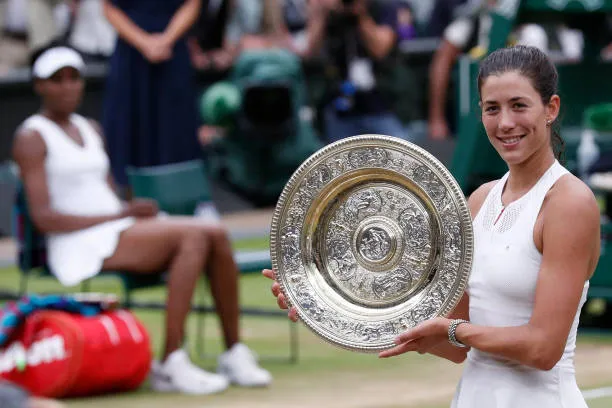 Garbiñe Muguruza: feast or famine My in-depth look at #tennis's latest retiree Looks like she means it christopherclarey.substack.com/p/hot-and-cold…