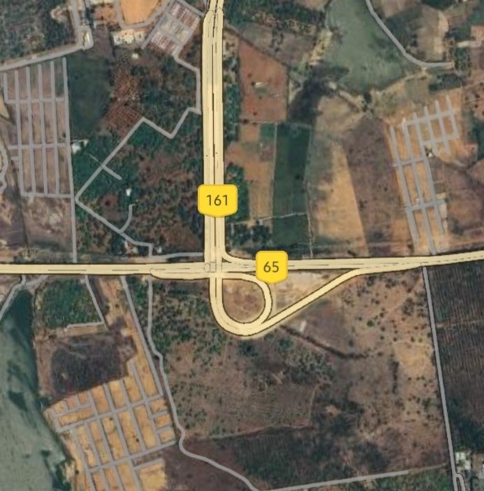 Indore Hyderabad Economic Corridor

This Isn't an eway but a Brownfield upgradation of existing NHs

Indore-Khandwa : NH 347BG
Khandwa-Akola : Greenfield alignment
Akola-Sangareddy : NH 161
Sangareddy-Hyderabad : NH 65

NH 161 forms a Trumpet Interchange with NH 65 in Sangareddy.