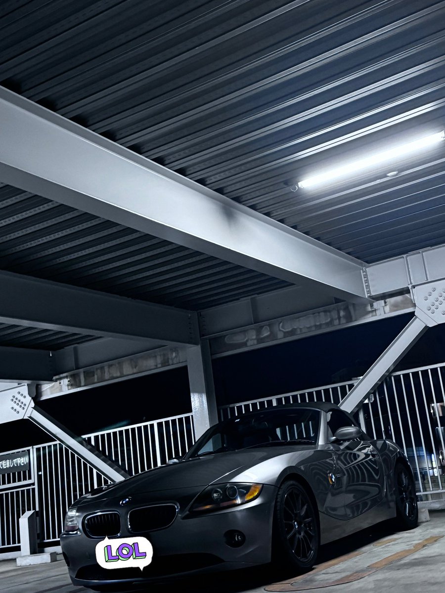Hara07296509's tweet photo. 立駐フォトかっくいい
#BMW #z4 #z4e85 #立体駐車場
#立体駐車場フォト https://t.co/yLvPgABoHe